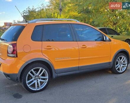 Оранжевый Фольксваген Кросс Поло, объемом двигателя 1.4 л и пробегом 238 тыс. км за 4900 $, фото 8 на Automoto.ua