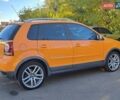 Оранжевый Фольксваген Кросс Поло, объемом двигателя 1.4 л и пробегом 238 тыс. км за 4900 $, фото 8 на Automoto.ua