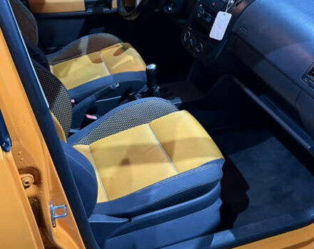 Оранжевый Фольксваген Кросс Поло, объемом двигателя 1.4 л и пробегом 166 тыс. км за 5200 $, фото 10 на Automoto.ua