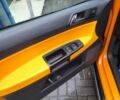 Оранжевый Фольксваген Кросс Поло, объемом двигателя 1.39 л и пробегом 160 тыс. км за 5200 $, фото 4 на Automoto.ua