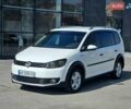 Білий Фольксваген Кросс Туран, об'ємом двигуна 1.39 л та пробігом 239 тис. км за 7500 $, фото 1 на Automoto.ua