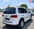 Белый Фольксваген Кросс Туран, объемом двигателя 1.39 л и пробегом 177 тыс. км за 10300 $, фото 3 на Automoto.ua