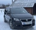 Черный Фольксваген Кросс Туран, объемом двигателя 1.9 л и пробегом 417 тыс. км за 7300 $, фото 1 на Automoto.ua