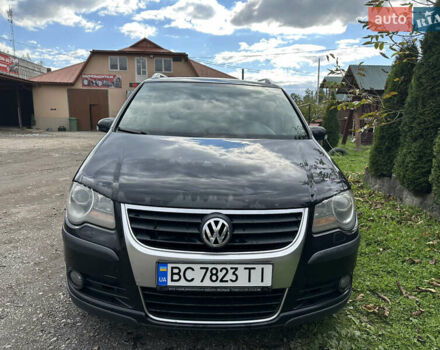 Черный Фольксваген Кросс Туран, объемом двигателя 1.9 л и пробегом 333 тыс. км за 7500 $, фото 7 на Automoto.ua