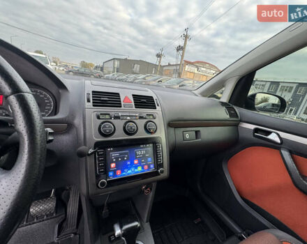 Черный Фольксваген Кросс Туран, объемом двигателя 1.9 л и пробегом 278 тыс. км за 7100 $, фото 31 на Automoto.ua