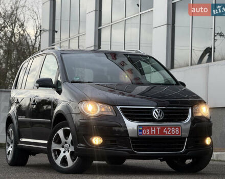Черный Фольксваген Кросс Туран, объемом двигателя 0 л и пробегом 219 тыс. км за 8500 $, фото 2 на Automoto.ua