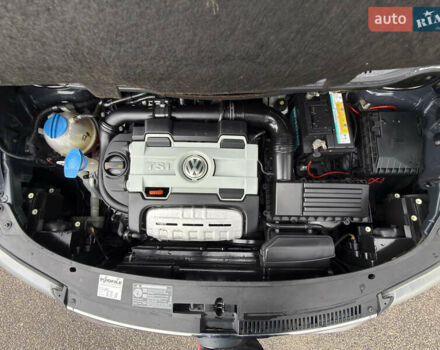 Черный Фольксваген Кросс Туран, объемом двигателя 0 л и пробегом 219 тыс. км за 8500 $, фото 74 на Automoto.ua