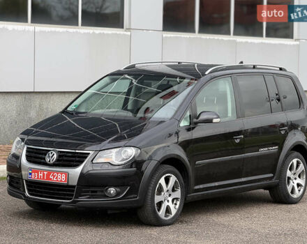 Черный Фольксваген Кросс Туран, объемом двигателя 0 л и пробегом 219 тыс. км за 8500 $, фото 24 на Automoto.ua