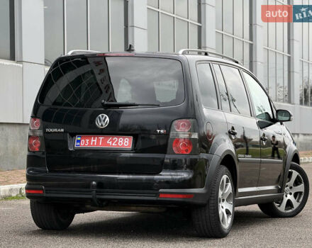 Черный Фольксваген Кросс Туран, объемом двигателя 0 л и пробегом 219 тыс. км за 8500 $, фото 36 на Automoto.ua