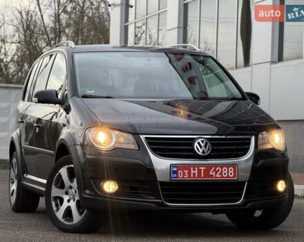 Черный Фольксваген Кросс Туран, объемом двигателя 0 л и пробегом 219 тыс. км за 8500 $, фото 27 на Automoto.ua