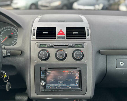 Фольксваген Кросс Туран 2009 в Буче на Automoto.ua Черный Фольксваген Кросс Туран, объемом двигателя 1.9 л и пробегом 232 тыс. км за 9999 $, фото 19 на Automoto.ua