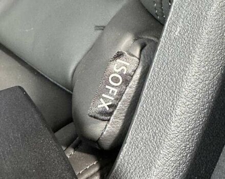 Черный Фольксваген Кросс Туран, объемом двигателя 1.9 л и пробегом 232 тыс. км за 9500 $, фото 25 на Automoto.ua