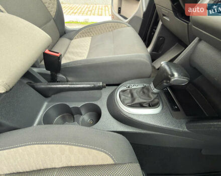 Черный Фольксваген Кросс Туран, объемом двигателя 0 л и пробегом 219 тыс. км за 8500 $, фото 86 на Automoto.ua