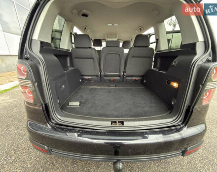 Черный Фольксваген Кросс Туран, объемом двигателя 0 л и пробегом 219 тыс. км за 8500 $, фото 96 на Automoto.ua