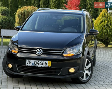 Черный Фольксваген Кросс Туран, объемом двигателя 2 л и пробегом 260 тыс. км за 12700 $, фото 18 на Automoto.ua