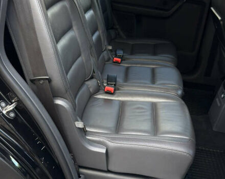 Черный Фольксваген Кросс Туран, объемом двигателя 2 л и пробегом 260 тыс. км за 12700 $, фото 54 на Automoto.ua