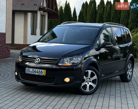 Черный Фольксваген Кросс Туран, объемом двигателя 2 л и пробегом 260 тыс. км за 12700 $, фото 21 на Automoto.ua