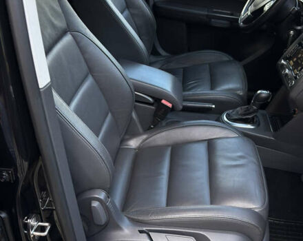 Черный Фольксваген Кросс Туран, объемом двигателя 2 л и пробегом 260 тыс. км за 12700 $, фото 49 на Automoto.ua