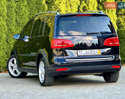 Черный Фольксваген Кросс Туран, объемом двигателя 2 л и пробегом 255 тыс. км за 12499 $, фото 13 на Automoto.ua