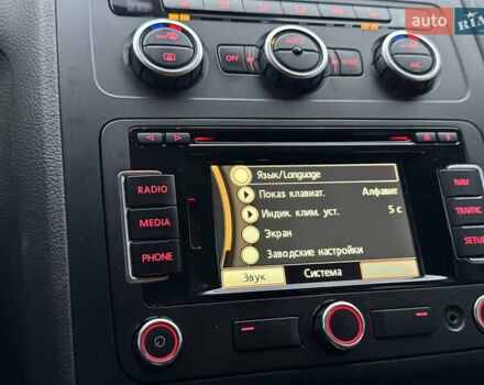 Черный Фольксваген Кросс Туран, объемом двигателя 2 л и пробегом 255 тыс. км за 12499 $, фото 75 на Automoto.ua