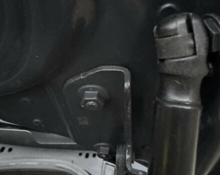 Черный Фольксваген Кросс Туран, объемом двигателя 2 л и пробегом 255 тыс. км за 12499 $, фото 91 на Automoto.ua