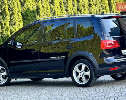 Черный Фольксваген Кросс Туран, объемом двигателя 2 л и пробегом 255 тыс. км за 12499 $, фото 15 на Automoto.ua