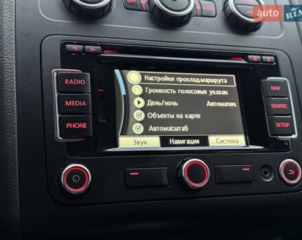 Черный Фольксваген Кросс Туран, объемом двигателя 2 л и пробегом 255 тыс. км за 12499 $, фото 74 на Automoto.ua