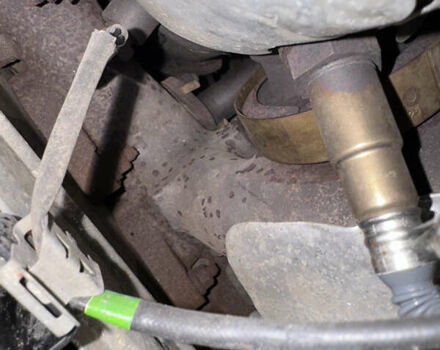 Черный Фольксваген Кросс Туран, объемом двигателя 2 л и пробегом 255 тыс. км за 12499 $, фото 100 на Automoto.ua