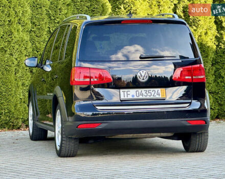 Черный Фольксваген Кросс Туран, объемом двигателя 2 л и пробегом 255 тыс. км за 12499 $, фото 12 на Automoto.ua