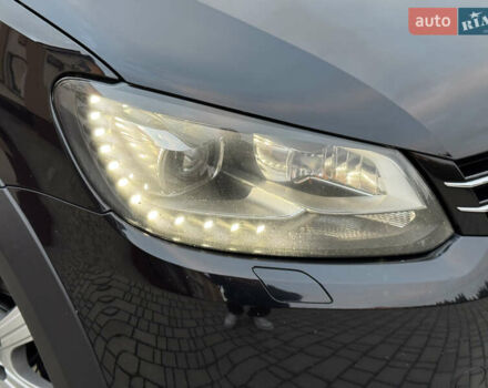 Черный Фольксваген Кросс Туран, объемом двигателя 2 л и пробегом 255 тыс. км за 12499 $, фото 20 на Automoto.ua