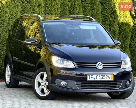 Черный Фольксваген Кросс Туран, объемом двигателя 2 л и пробегом 255 тыс. км за 12499 $, фото 3 на Automoto.ua