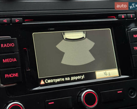 Черный Фольксваген Кросс Туран, объемом двигателя 2 л и пробегом 255 тыс. км за 12499 $, фото 81 на Automoto.ua