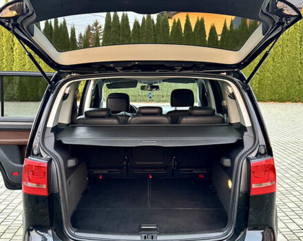 Черный Фольксваген Кросс Туран, объемом двигателя 2 л и пробегом 255 тыс. км за 12499 $, фото 33 на Automoto.ua