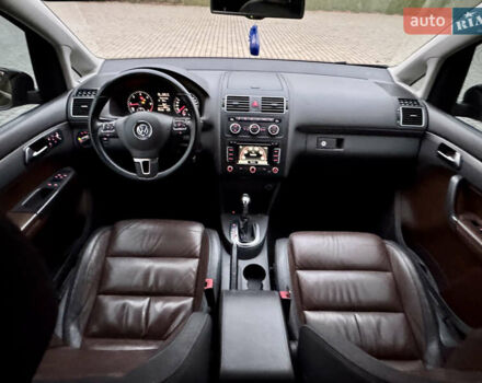 Черный Фольксваген Кросс Туран, объемом двигателя 2 л и пробегом 255 тыс. км за 12499 $, фото 54 на Automoto.ua