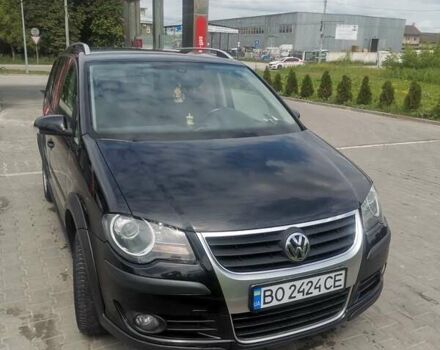 Чорний Фольксваген Кросс Туран, об'ємом двигуна 1.39 л та пробігом 209 тис. км за 6000 $, фото 1 на Automoto.ua