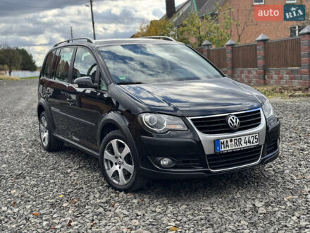 Фольксваген Кросс Туран 2009 в Ковель на Automoto.ua Черный Фольксваген Кросс Туран, объемом двигателя 1.4 л и пробегом 230 тыс. км за 7690 $, фото 1 на Automoto.ua