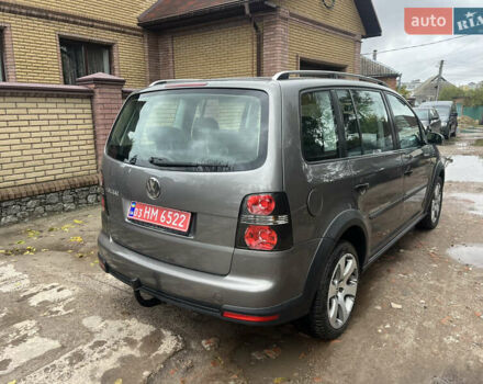 Коричневый Фольксваген Кросс Туран, объемом двигателя 1.6 л и пробегом 208 тыс. км за 8300 $, фото 10 на Automoto.ua