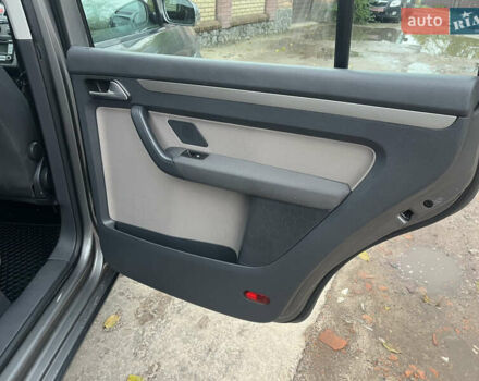 Коричневый Фольксваген Кросс Туран, объемом двигателя 1.6 л и пробегом 208 тыс. км за 8300 $, фото 59 на Automoto.ua