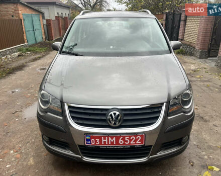 Коричневый Фольксваген Кросс Туран, объемом двигателя 1.6 л и пробегом 208 тыс. км за 8300 $, фото 17 на Automoto.ua