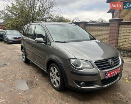 Коричневый Фольксваген Кросс Туран, объемом двигателя 1.6 л и пробегом 208 тыс. км за 8300 $, фото 15 на Automoto.ua