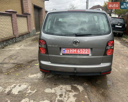 Коричневый Фольксваген Кросс Туран, объемом двигателя 1.6 л и пробегом 208 тыс. км за 8300 $, фото 6 на Automoto.ua