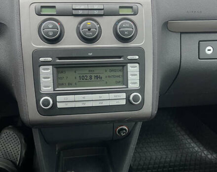 Коричневый Фольксваген Кросс Туран, объемом двигателя 1.6 л и пробегом 208 тыс. км за 8300 $, фото 33 на Automoto.ua