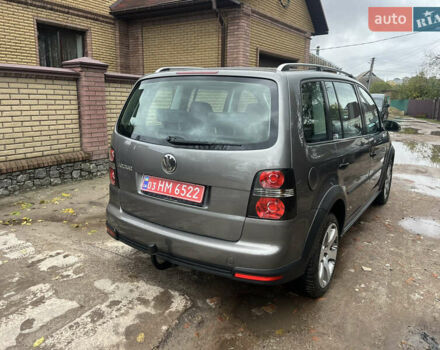 Коричневый Фольксваген Кросс Туран, объемом двигателя 1.6 л и пробегом 208 тыс. км за 8300 $, фото 9 на Automoto.ua