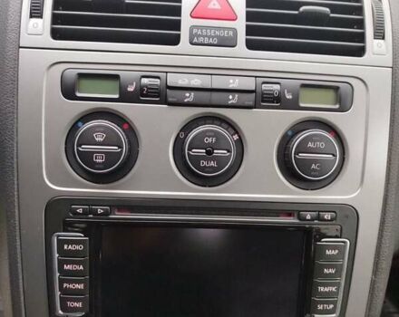 Фольксваген Кросс Туран, об'ємом двигуна 1.4 л та пробігом 210 тис. км за 9500 $, фото 9 на Automoto.ua