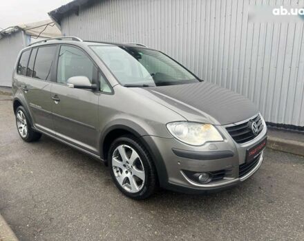 Фольксваген Кросс Туран, объемом двигателя 1.4 л и пробегом 223 тыс. км за 8450 $, фото 1 на Automoto.ua