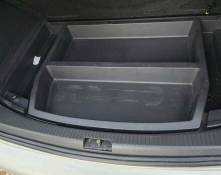 Сірий Фольксваген Кросс Туран, об'ємом двигуна 1.4 л та пробігом 159 тис. км за 8300 $, фото 22 на Automoto.ua