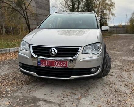 Сірий Фольксваген Кросс Туран, об'ємом двигуна 1.4 л та пробігом 159 тис. км за 8300 $, фото 42 на Automoto.ua