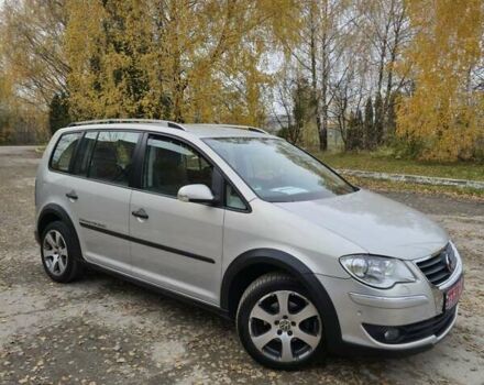 Сірий Фольксваген Кросс Туран, об'ємом двигуна 1.4 л та пробігом 159 тис. км за 8300 $, фото 20 на Automoto.ua