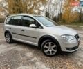 Сірий Фольксваген Кросс Туран, об'ємом двигуна 1.4 л та пробігом 159 тис. км за 8300 $, фото 10 на Automoto.ua