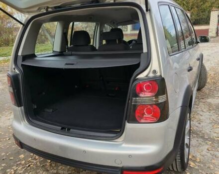 Сірий Фольксваген Кросс Туран, об'ємом двигуна 1.4 л та пробігом 159 тис. км за 8300 $, фото 30 на Automoto.ua